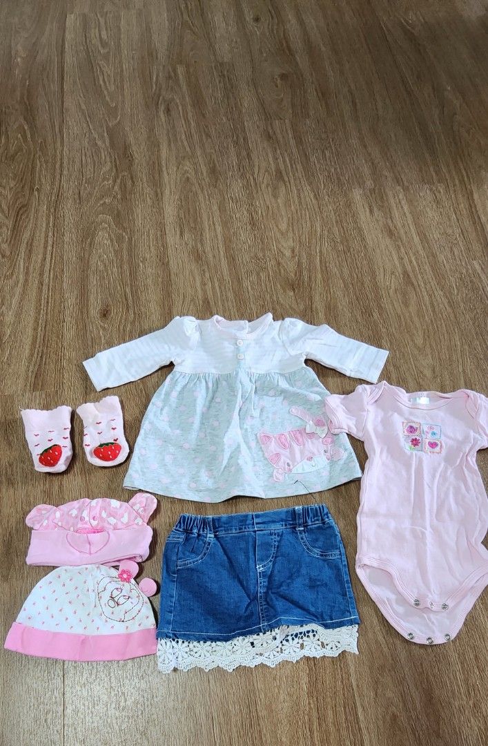 Used baby 2025 girl clothes