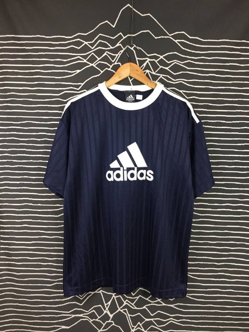 Adidas embroidered logo best sale