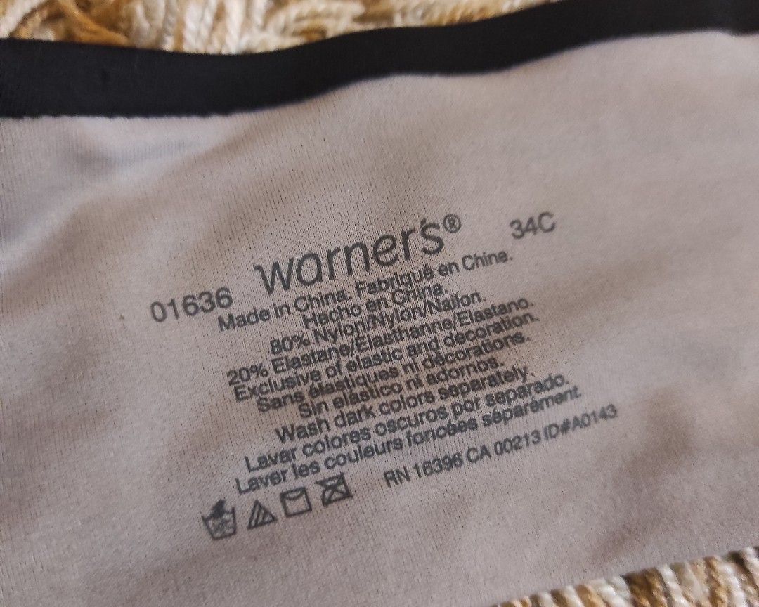Warners Bra 34C, Women's Fashion, Undergarments & Loungewear on