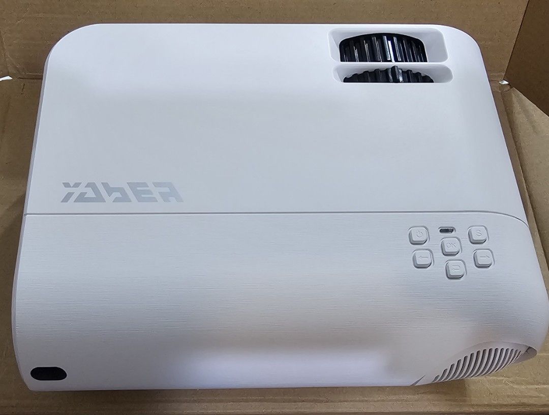 Yaber V2 Mini Portable Projector, TV & Home Appliances, TV