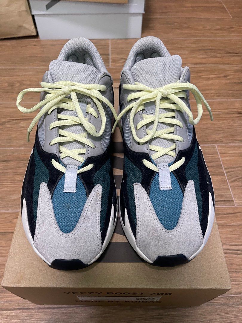 Yeezy 700 og wave runner best sale