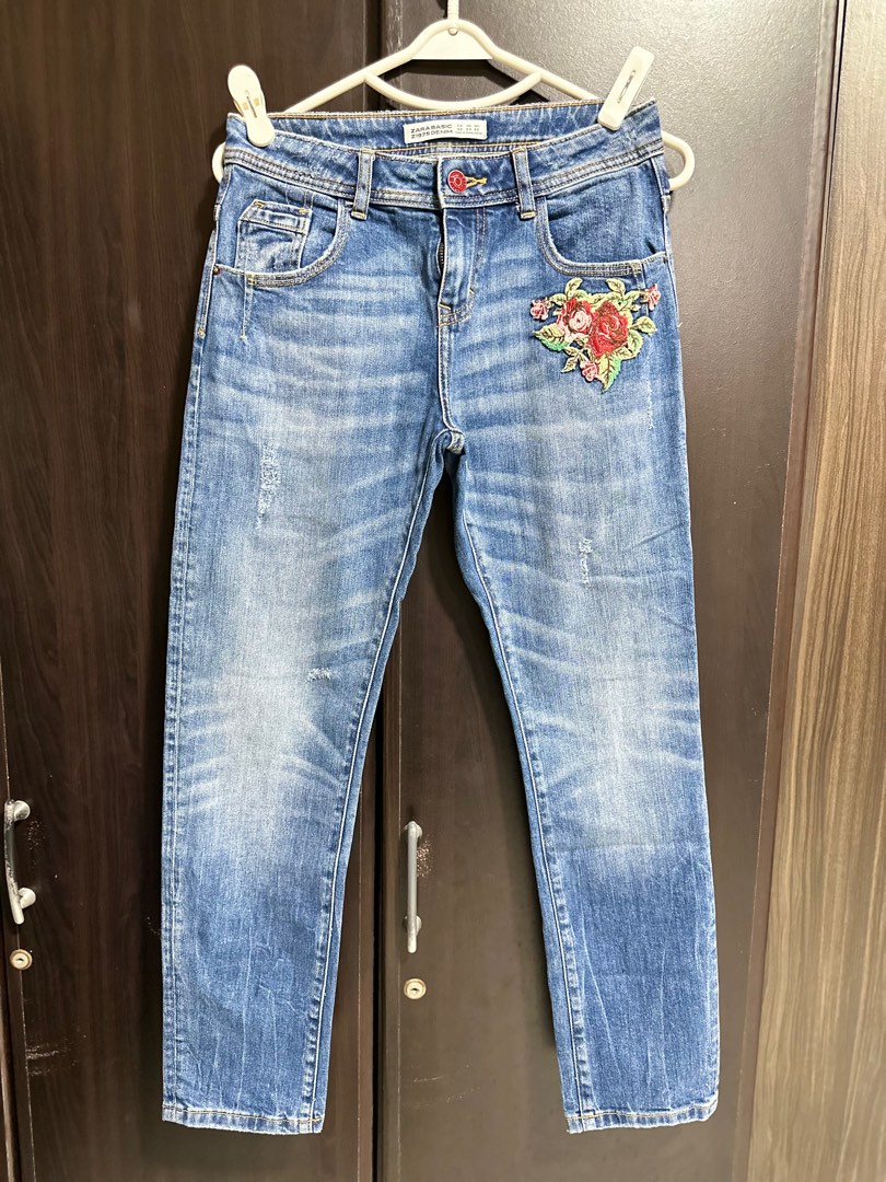 Zara 1975, Women's Fashion, Bottoms, Jeans on Carousell