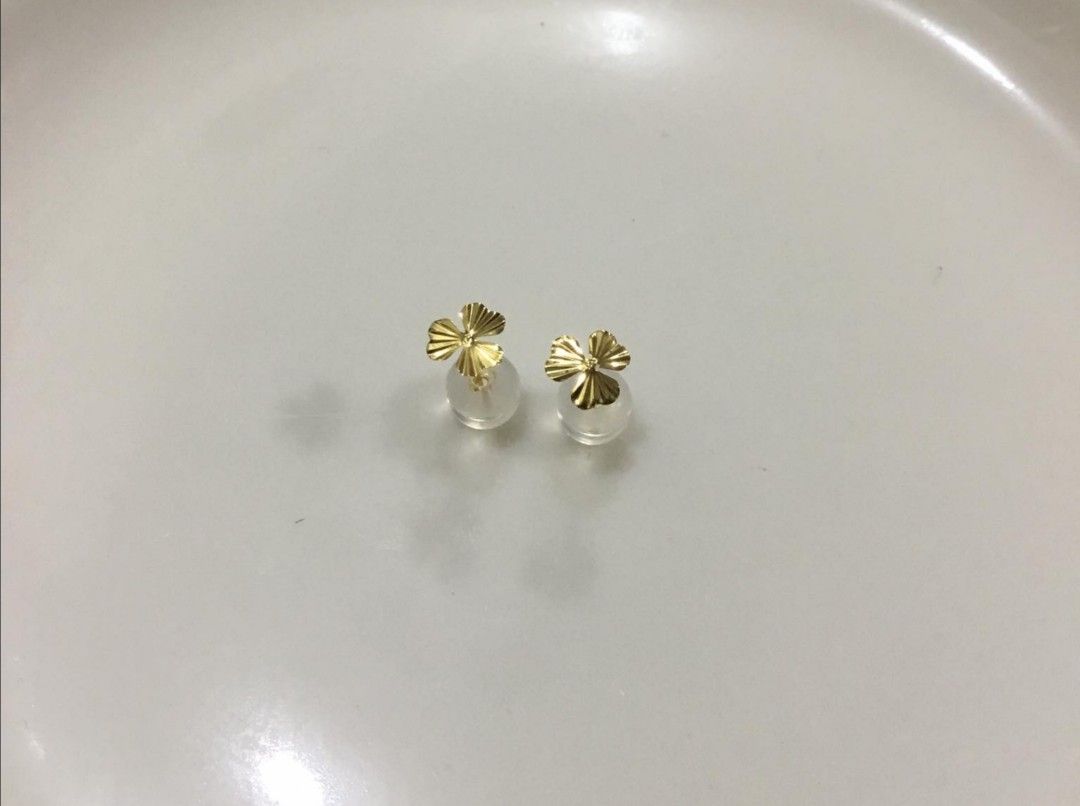 Tiny Star Stud Earrings in Gold | Lisa Angel-vietvuevent.vn