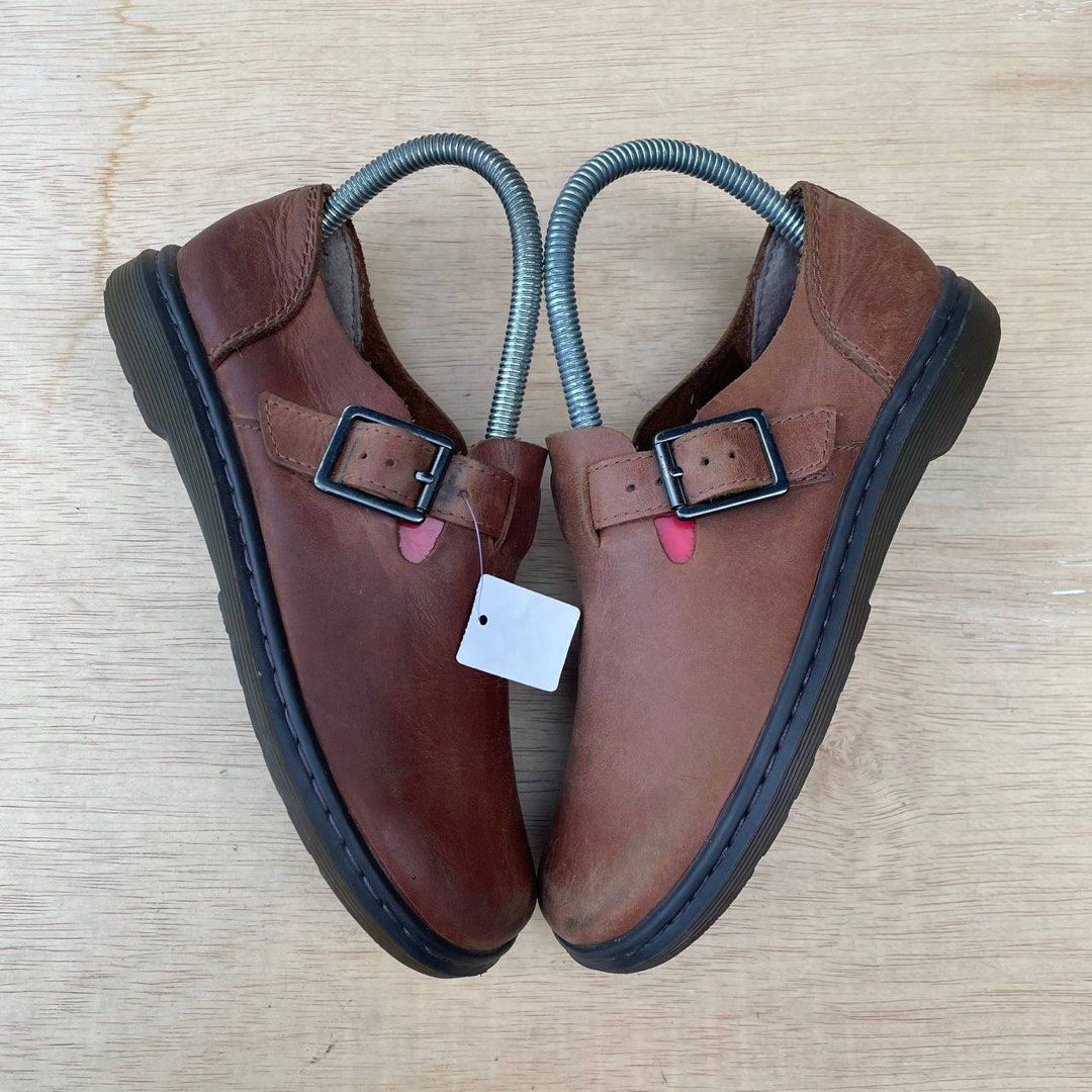 Dr martens patricia brown on sale