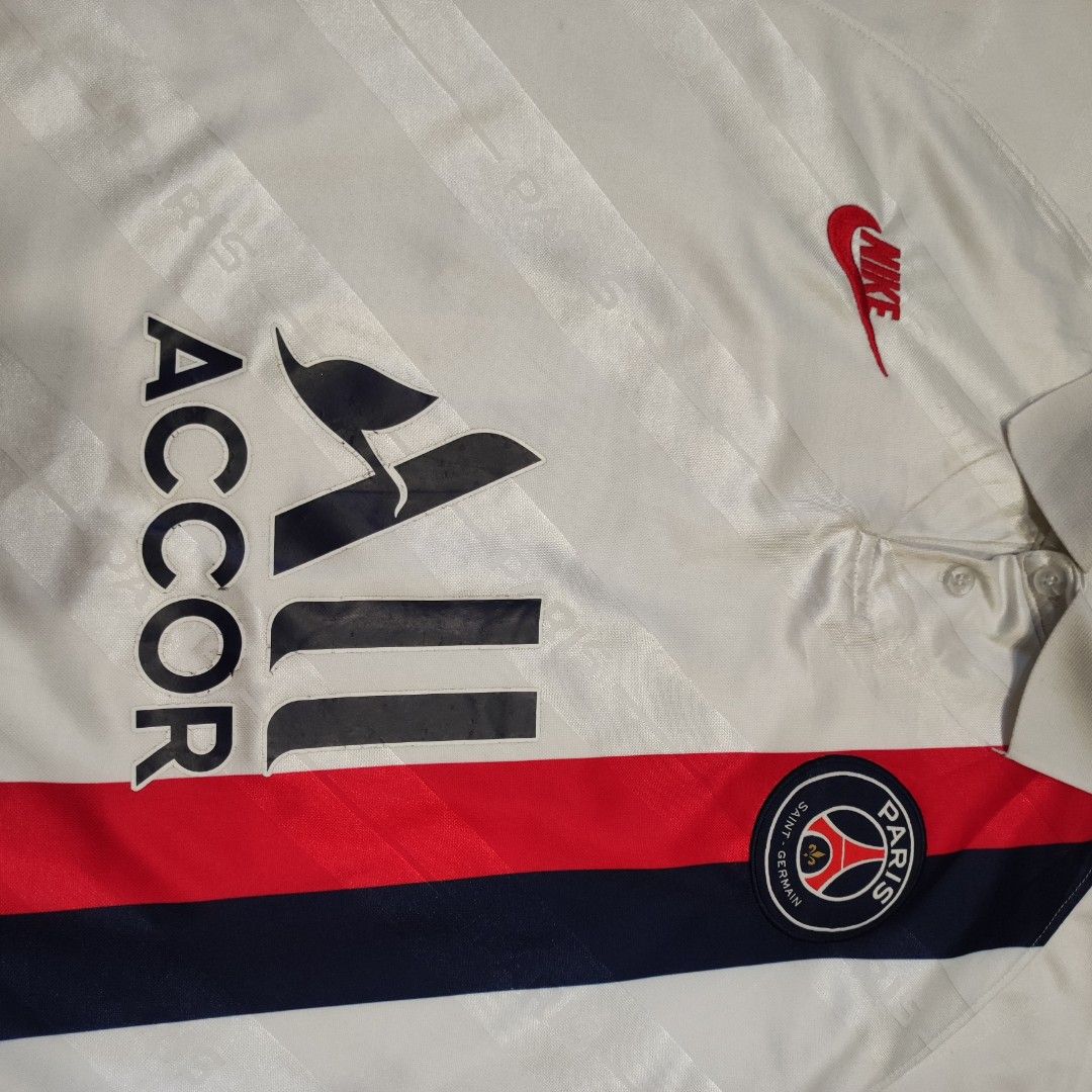 PSG x Louis Vuitton S, Men's Fashion, Activewear on Carousell