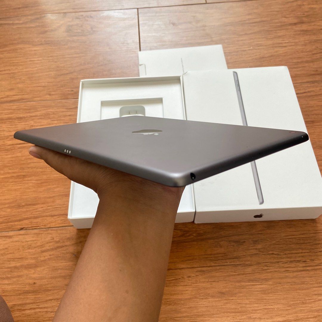 #437 iPad 9 MK2K3 GREY 64gb wifi sd april 2024, Telepon Seluler ...