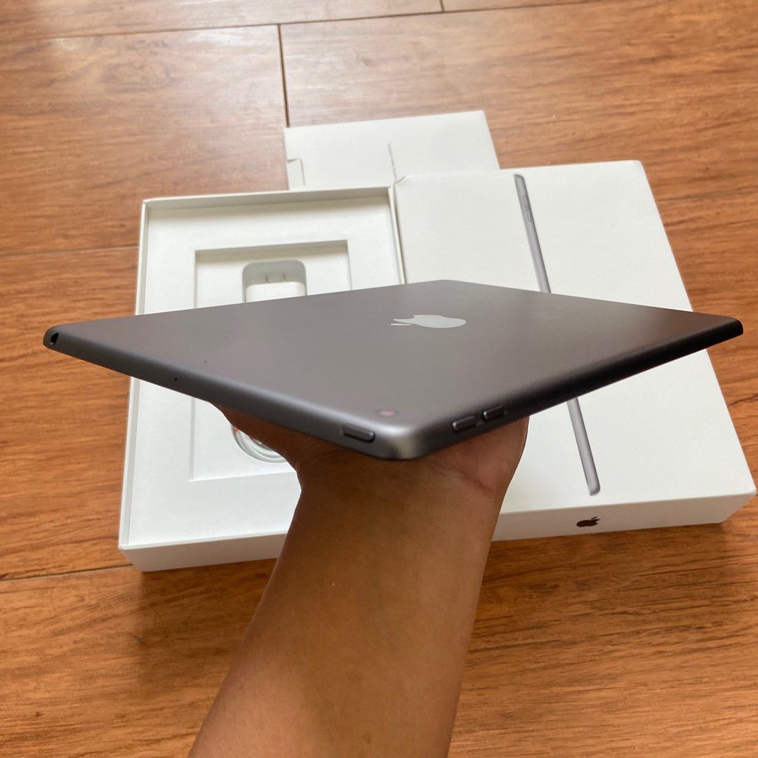 #437 iPad 9 MK2K3 GREY 64gb wifi sd april 2024, Telepon Seluler ...