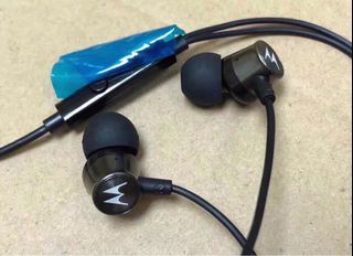 摩托羅拉 全新原裝 3.5 mm 線控耳機 P30 note  Z2 Z3 play g7plus E5 送大小耳套（3.5 mm手機通用）