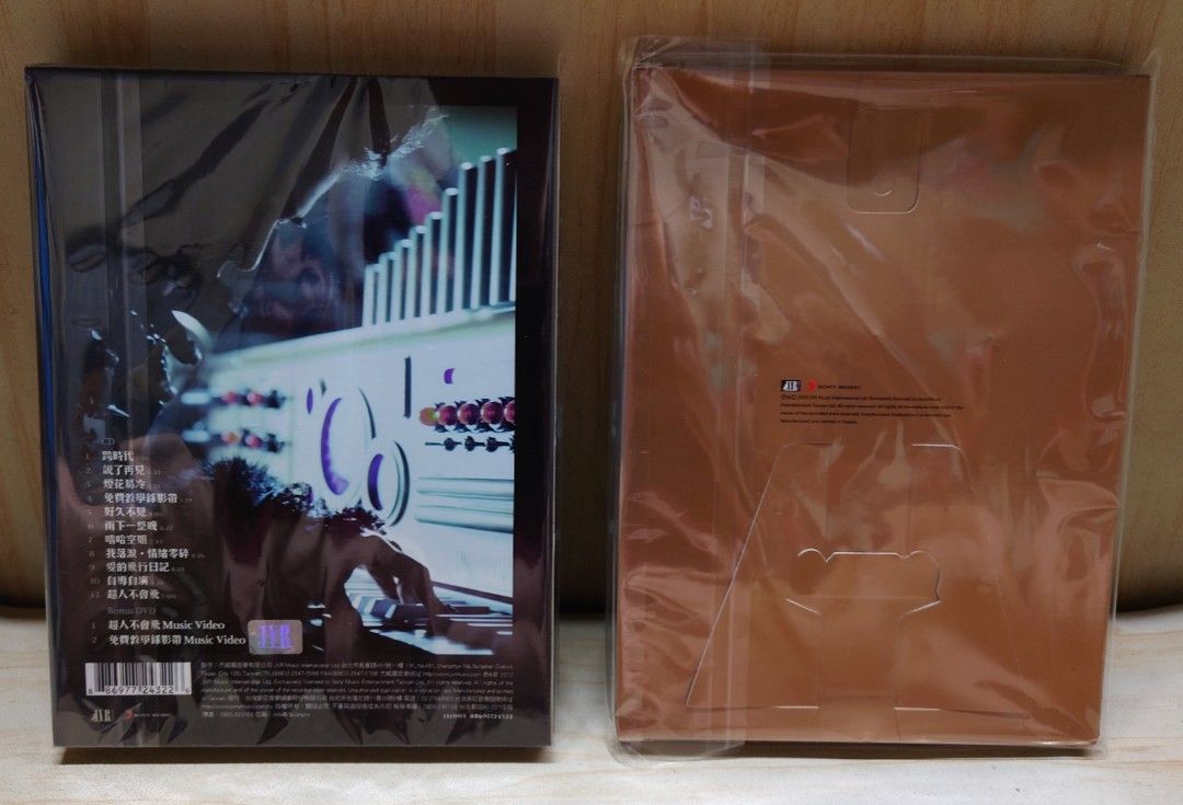 周杰伦JAY CHOU 跨时代2010 珍藏纸盒版CD+DVD 台版+预购十周年