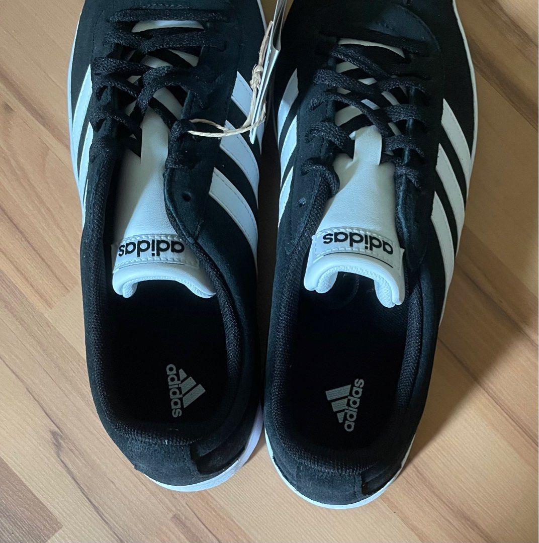 adidas suede court