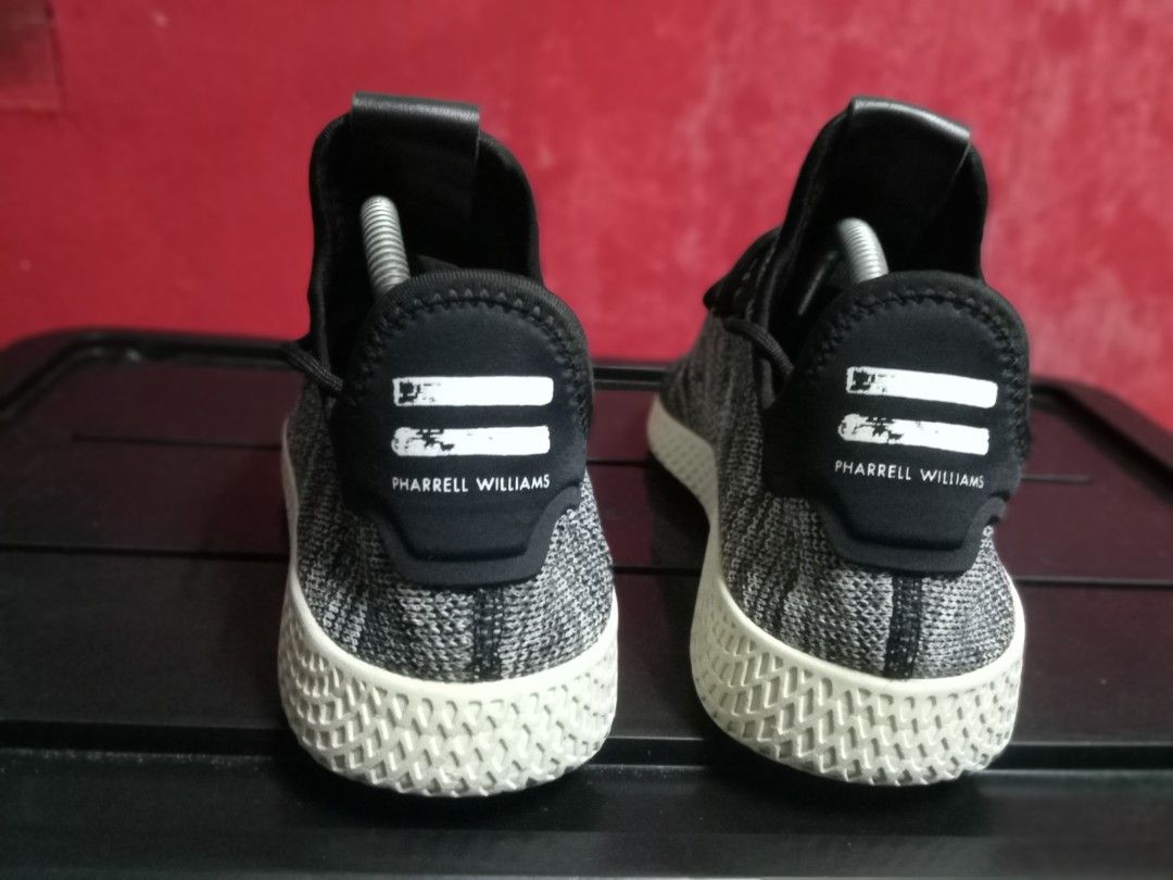 Adidas pharrell williams oreo 2025