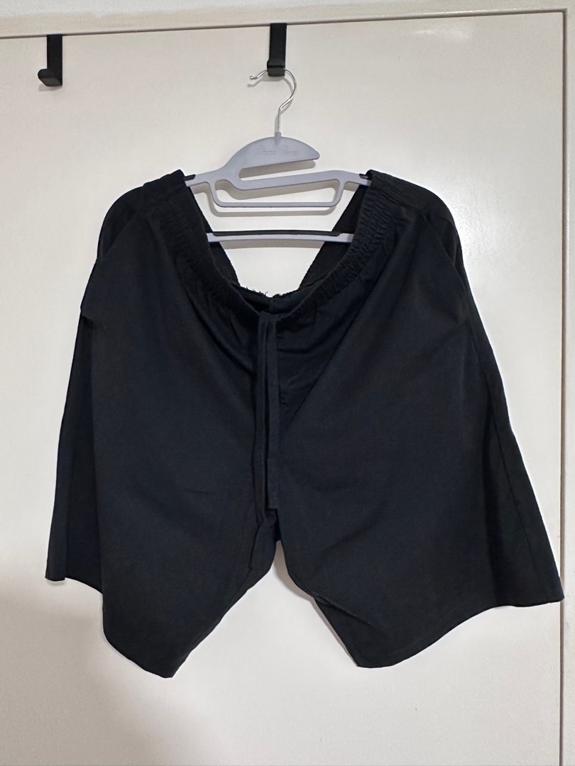 Airism Shorts, Men's Fashion, Bottoms, Shorts on Carousell