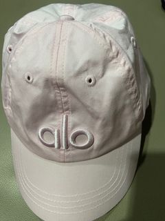 Alo yoga pink cap 🧢 brand new