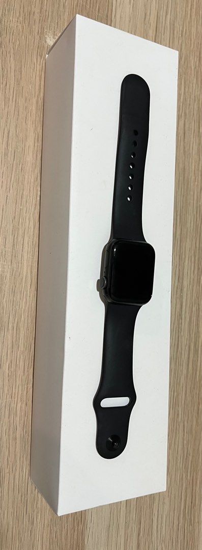 Apple watch series discount 3 in the pool