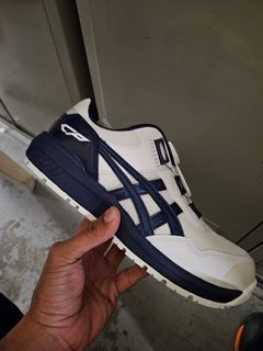 Asics safety store boots singapore