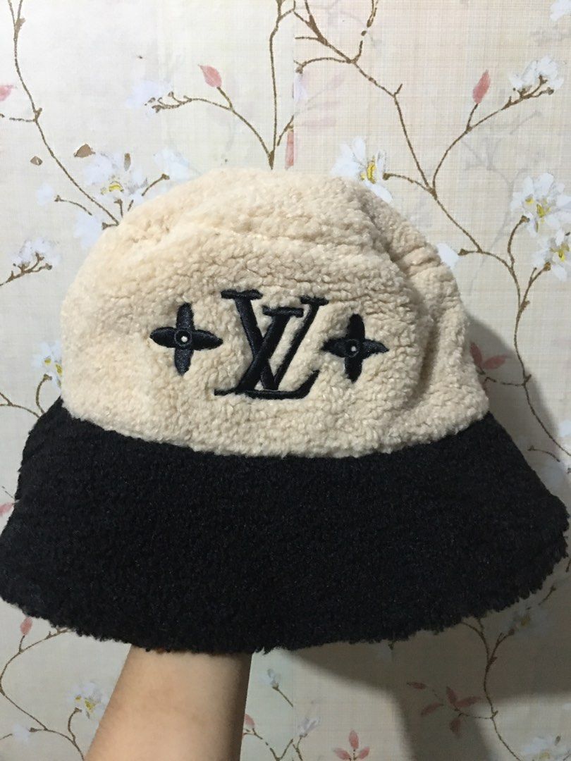 LV beanie, Luxury, Apparel on Carousell