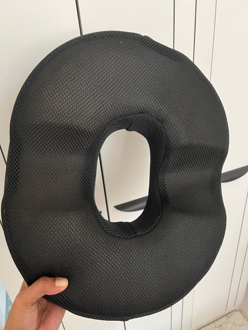 Maternity donut pillow 2025