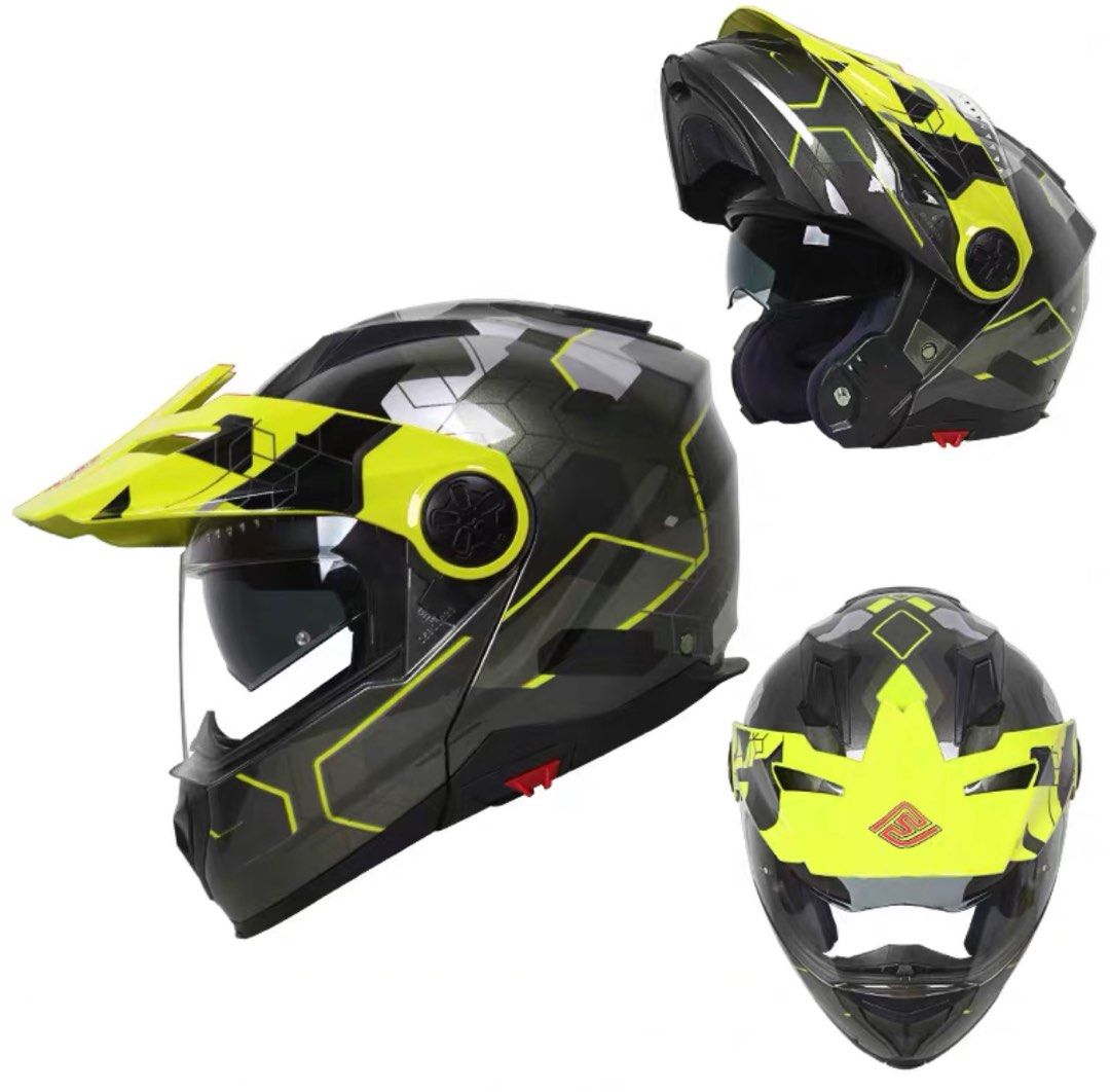 Flip up adventure motorcycle helmet top