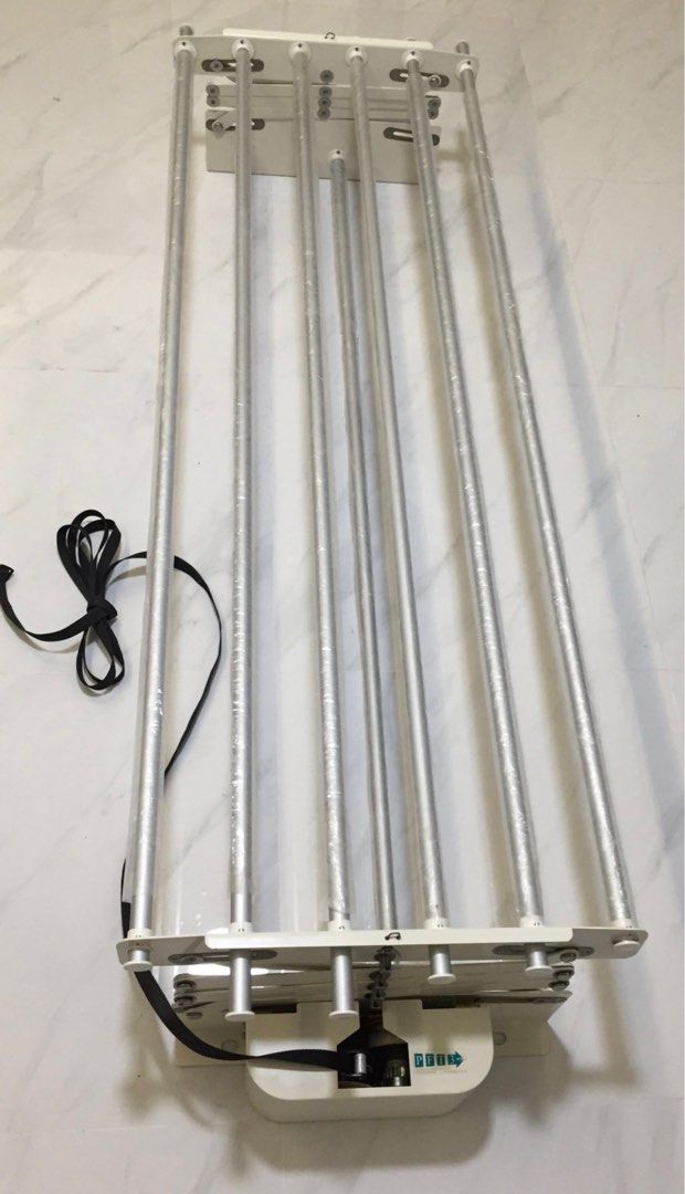 BN Hdb Bto laundry drying retractable rack, Furniture & Home Living