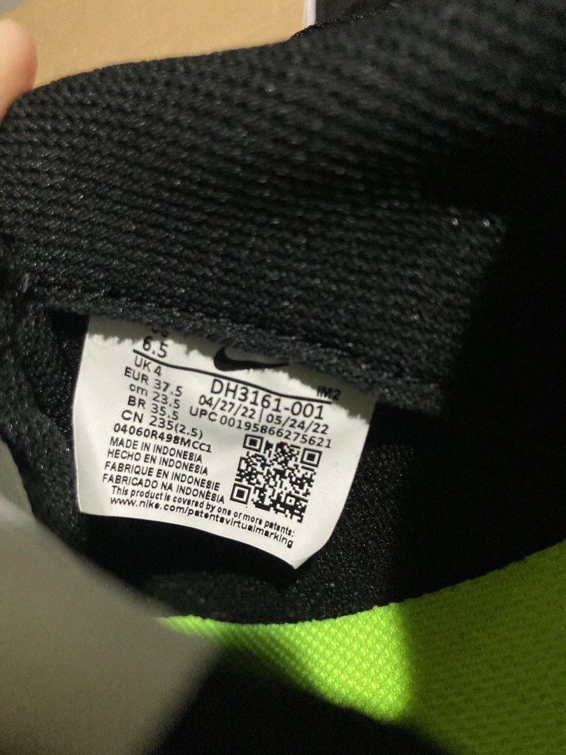 Brand New Authentic NIKE Sneaker Shoes US 6.5 UK 4 EUR 37.5 CN 235