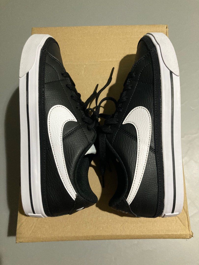 Brand New Authentic NIKE Sneaker Shoes US 6.5 UK 4 EUR 37.5 CN 235