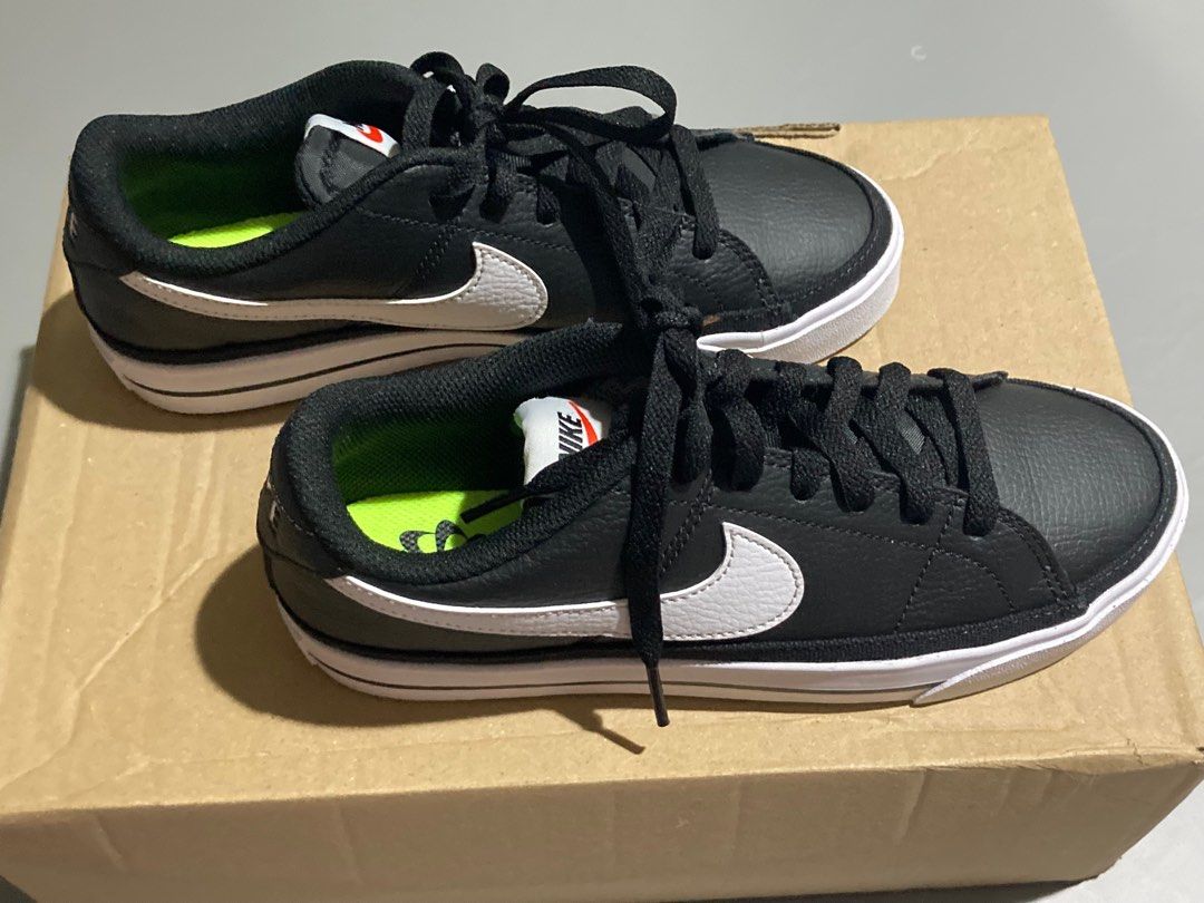 Brand New Authentic NIKE Sneaker Shoes US 6.5 UK 4 EUR 37.5 CN 235