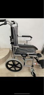 Brand new wheelchairs (Foldable)