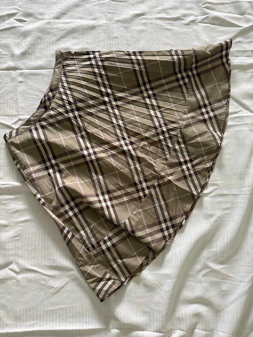 Burberry pleated store skirt green