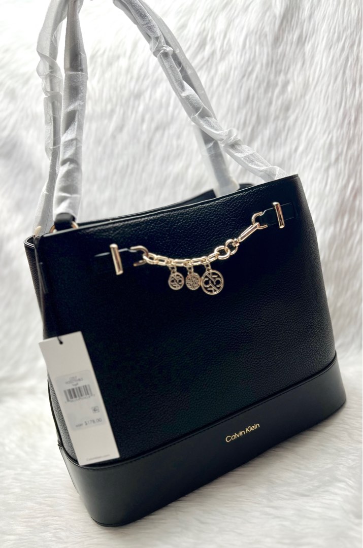 Calvin klein 2025 handbags hudson bay