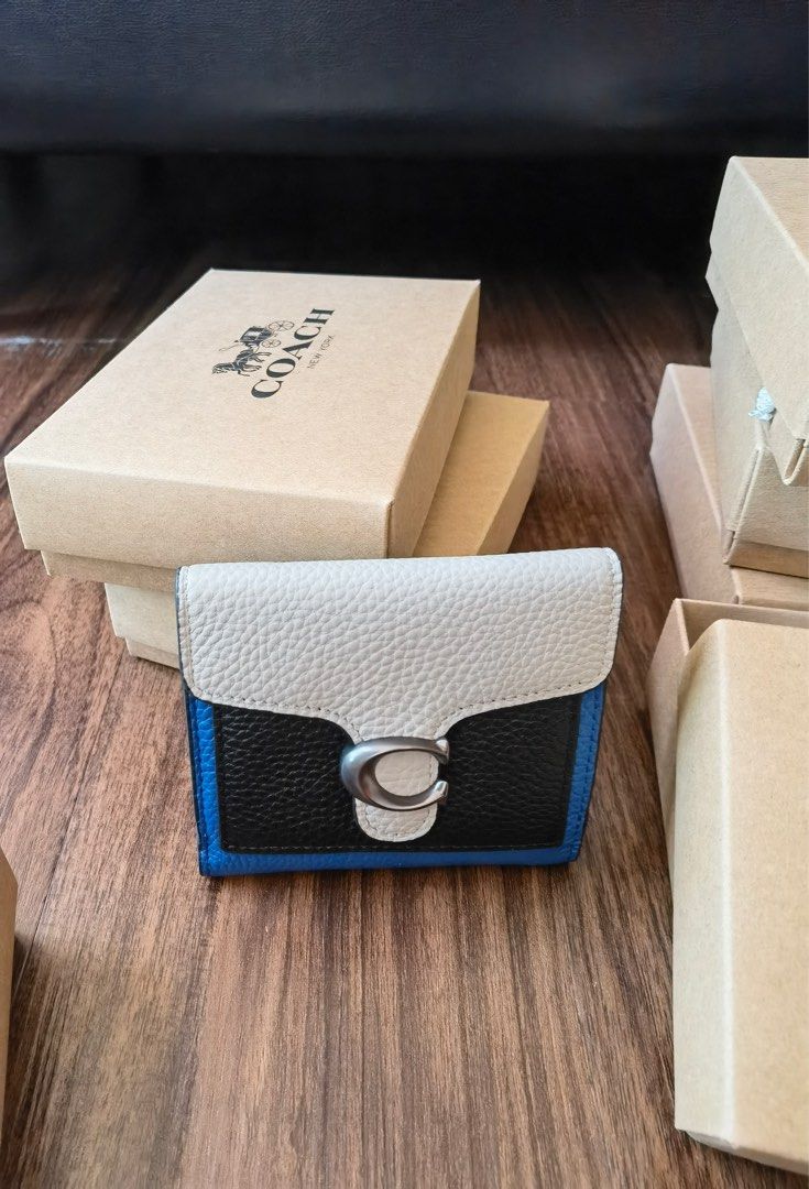 Coach small wallet sale online