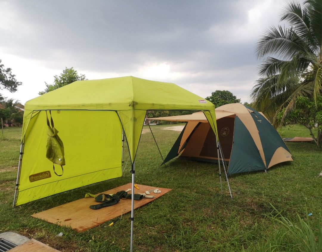 Coleman classic side canopy top