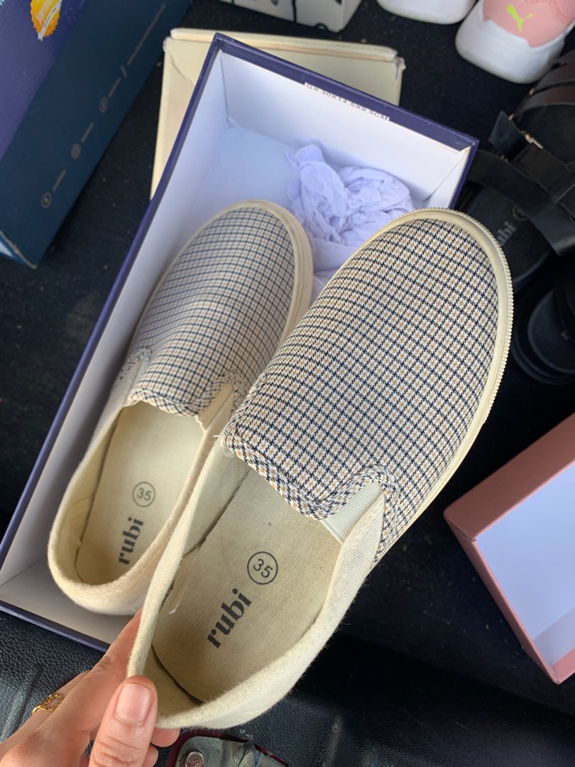 Cotton on shop slip on shoes
