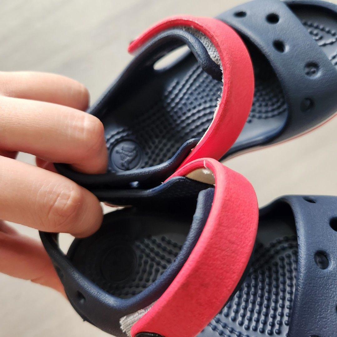 Red cheap crocband crocs