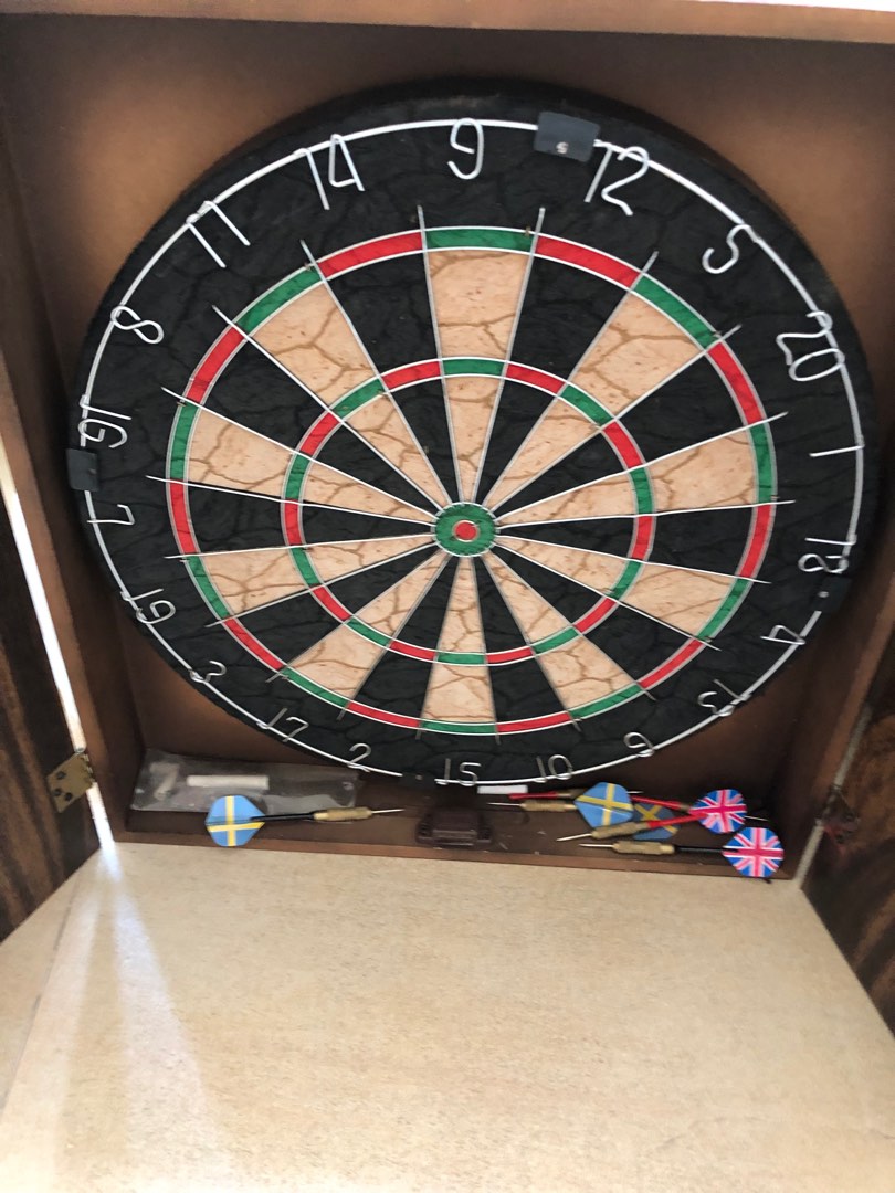Dart Board, Sports Equipment, Sports & Games, Billiards & Bowling on