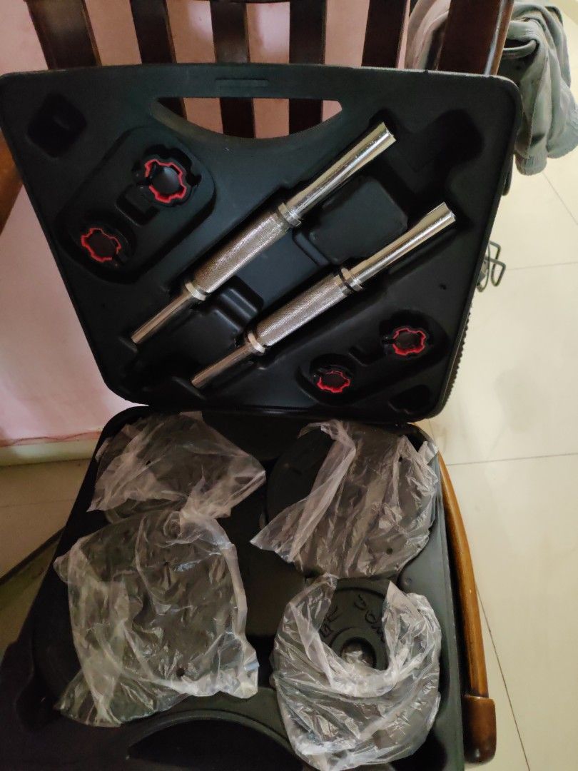 Decathlon 20KG weight lifting kit, Sports Equipment, Exercise & Fitness