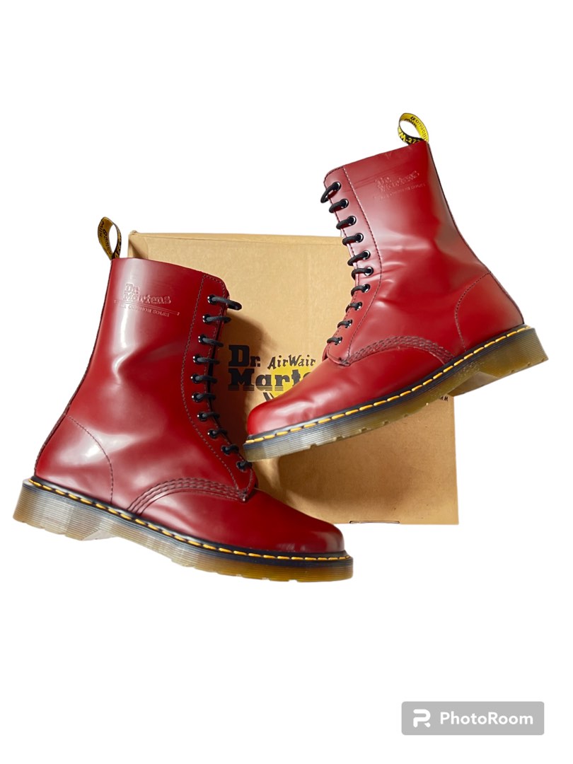 Dr martens 10 hole cherry deals red