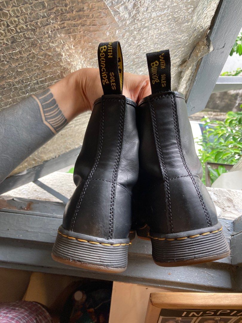 Dr martens newton size 4 sales