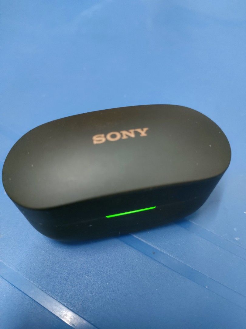 Sony earbud online charger