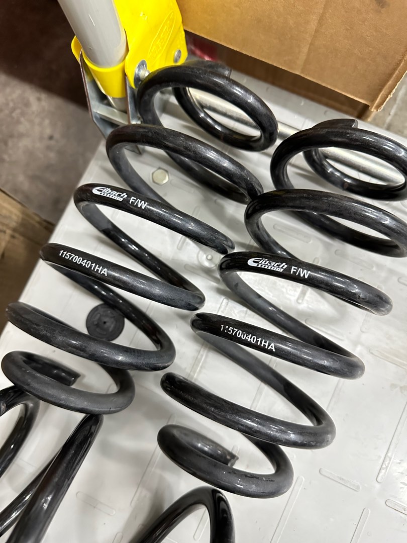 D2 Racing Lowering Springs - 1.6" Front / 1.5" Rear Drop For Toyota Camry 2012-2017 & Avalon 2013-2016