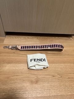 （分類：）位於 。 由 shoporholic 提交（商品編號 1258361978，圖片 1）。簡介： 。