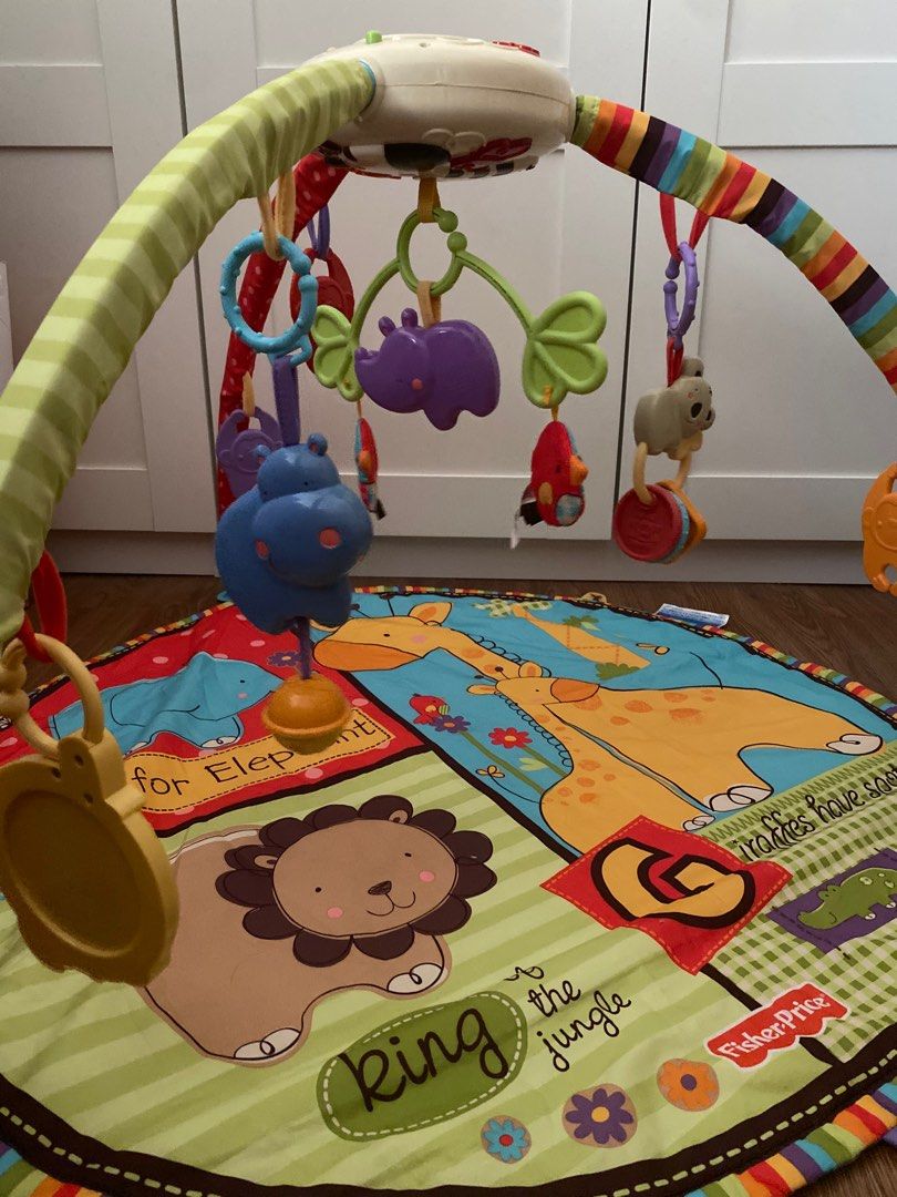 Fisher price Luv U Zoo Deluxe Musical Mobile Gym Babies Kids