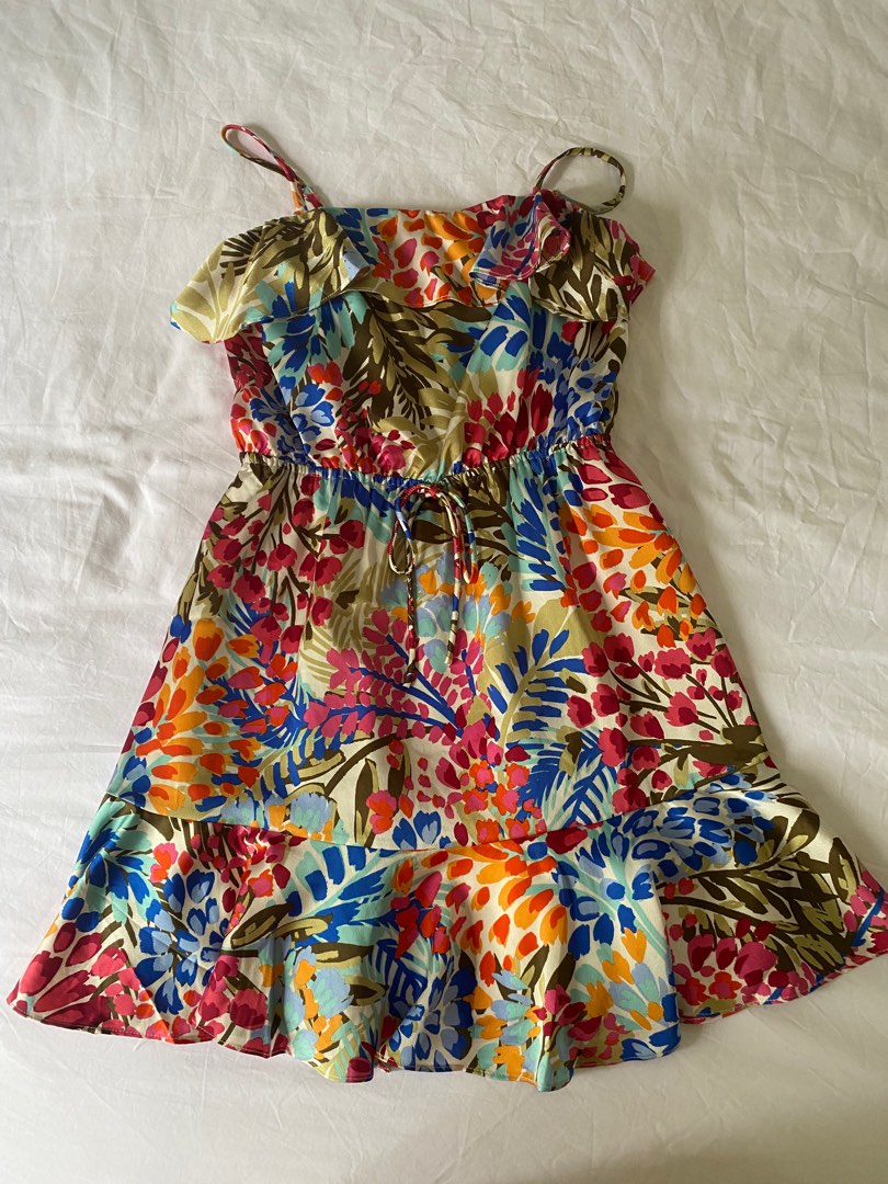 Flowery dress Women s Fashion Dresses Sets Dresses on Carousell