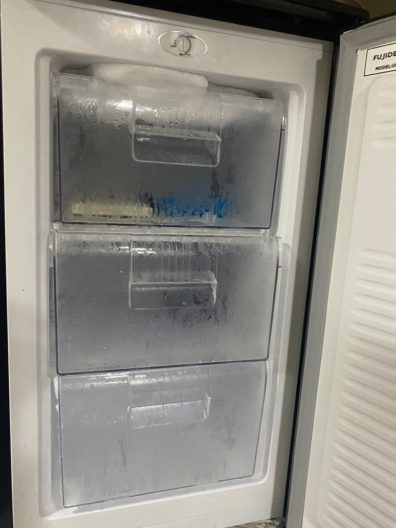 Fujidenzo Upright Freezer, TV & Home Appliances, Kitchen Appliances, Refrigerators and Freezers
