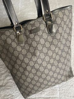 Authentic Gucci GG Canvas/Leather Mini Pochette Bag, Luxury, Bags & Wallets  on Carousell
