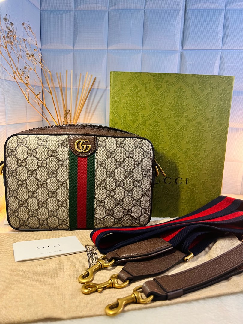 Gucci original 2 ways cross body bag and clutch, Luxury, Bags & Wallets on Carousell