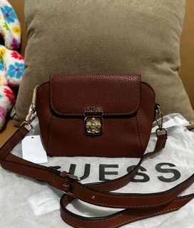 Guess mini slingbag