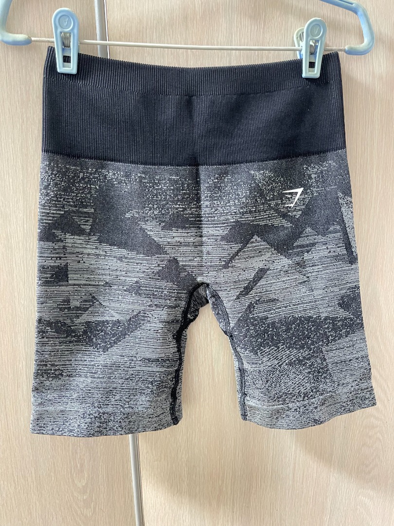 NEW GYMSHARK REVIEW // OMBRE // CAMO SHORTS?! 