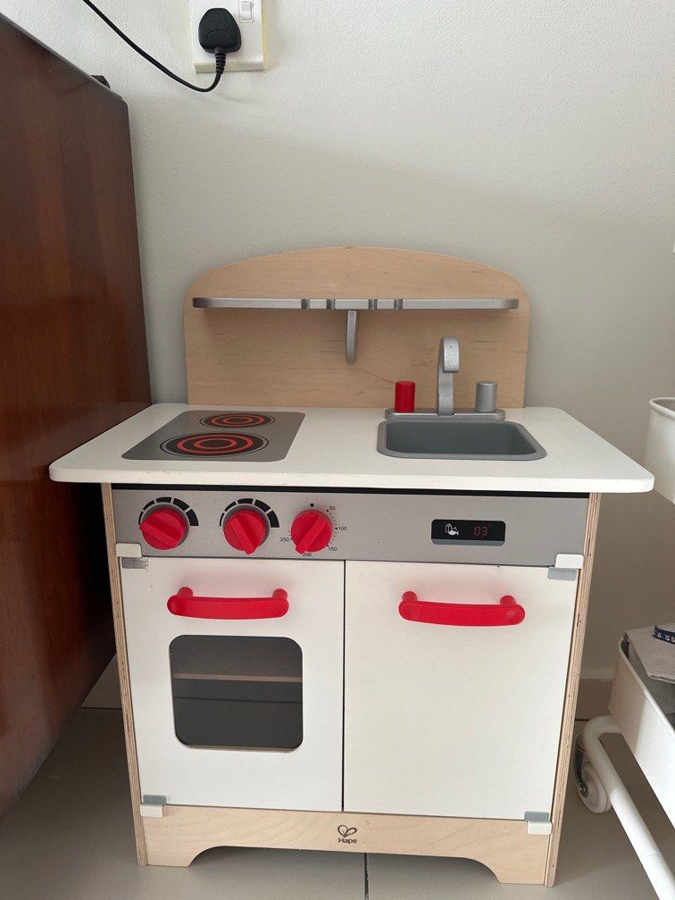 Hape on sale gourmet kitchen