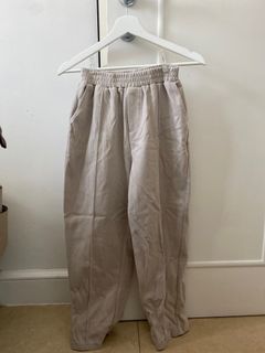 （分類：）位於 。 由 cho_buys 提交（商品編號 1258229704，圖片 1）。簡介： 。