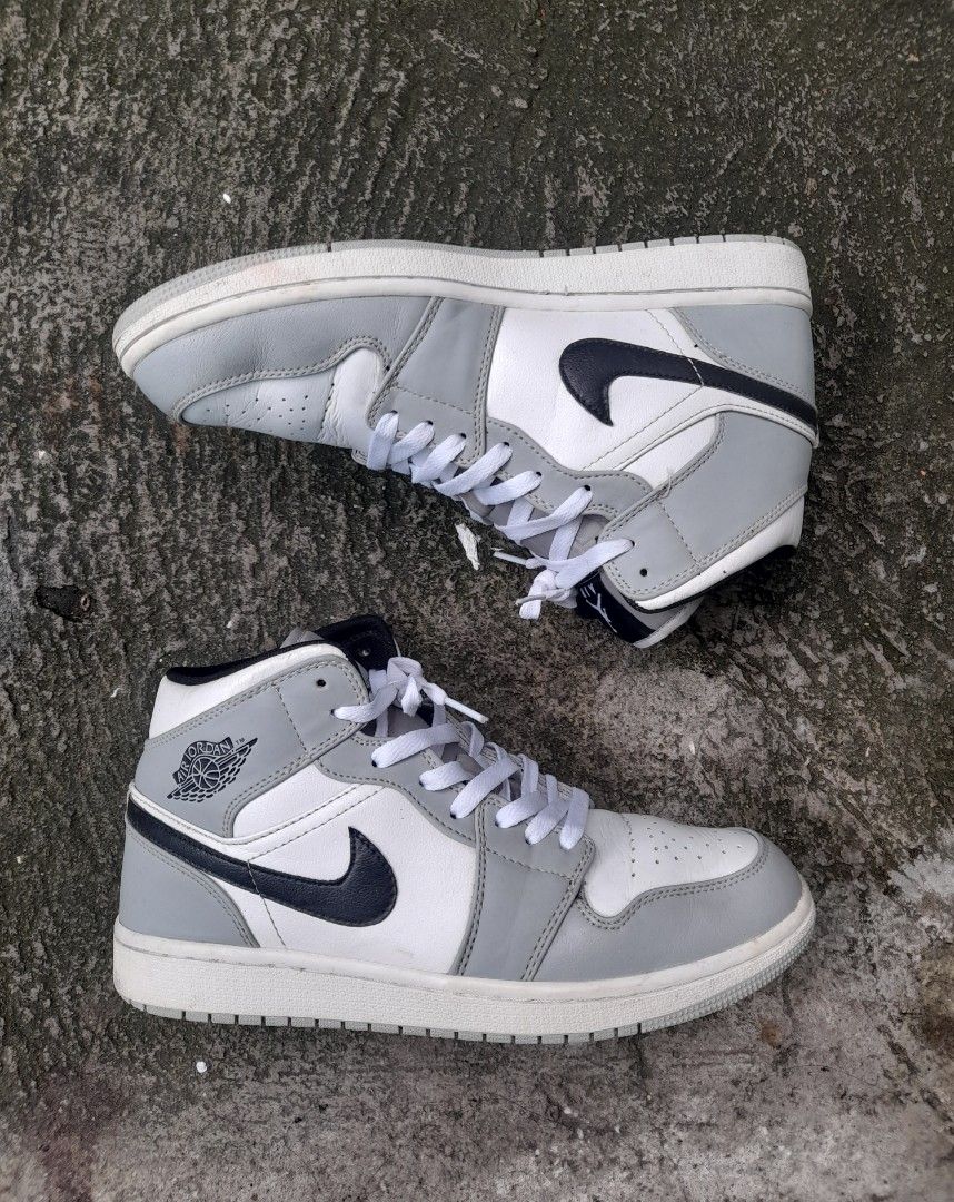 Air jordan 1 mid size 8.5 cheap